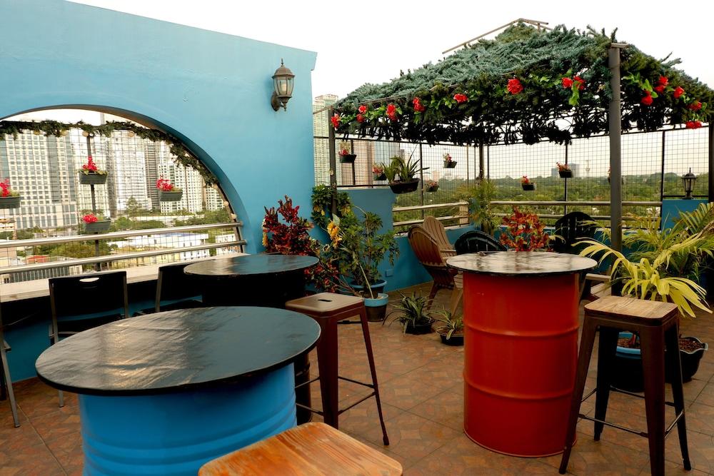 The Fort Budget Hotel- Bonifacio Global City Makati City Exterior foto